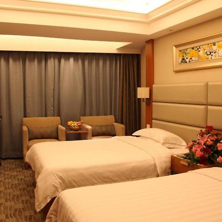 Golden Sea View Hotel Haikou Haikou  Exterior foto