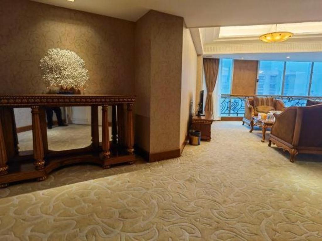 Golden Sea View Hotel Haikou Haikou  Exterior foto